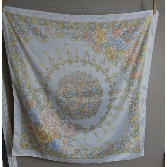 Symphony Scarfs Scarf Italy Large 34" Poly White Floral Womens Accessories - Picture 7 of 8